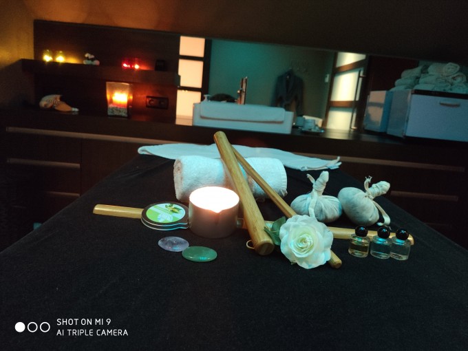 A Beauty Well: Beauty & Massage